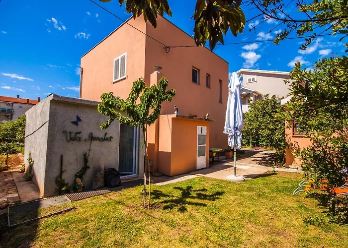 Amalia アパート ザダル