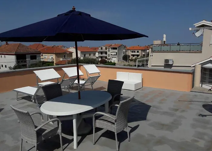 アパート Amalia *